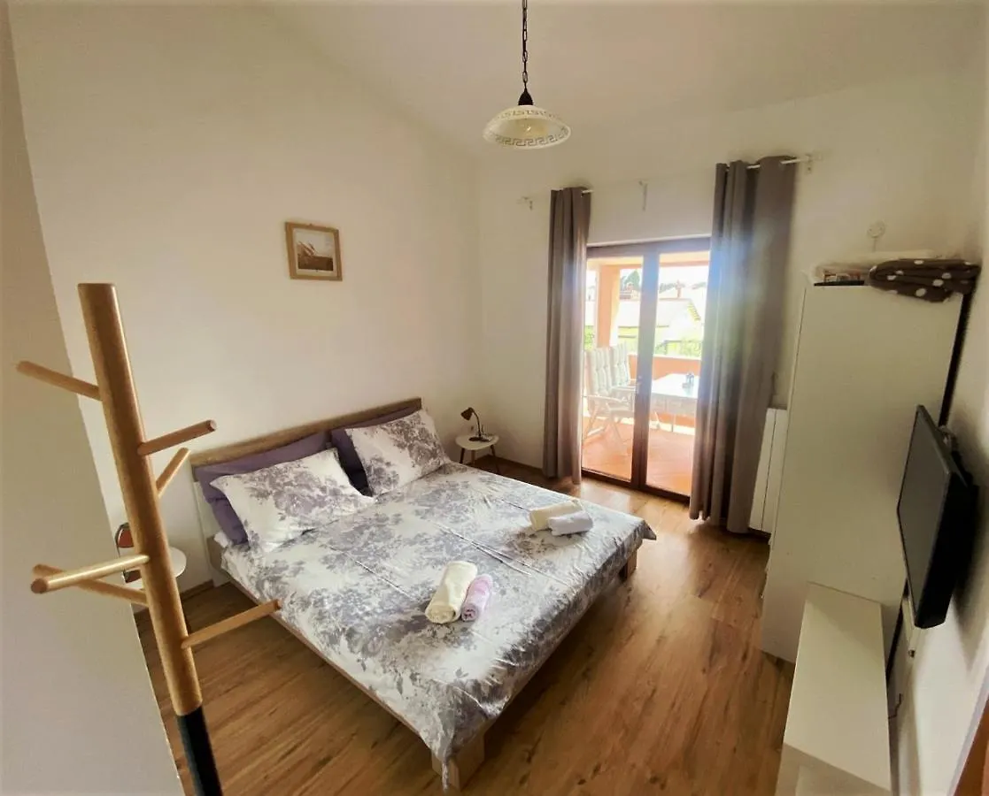 Apartman Celestina Medulin Lägenhet